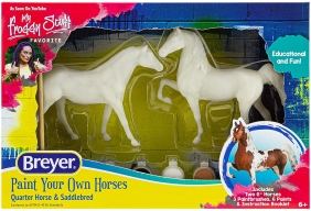 breyer_paint-your-own-horses-quarter-horse-saddlebred_01.jpg