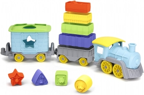 green-toys_stack-and-sort-train_01.jpg