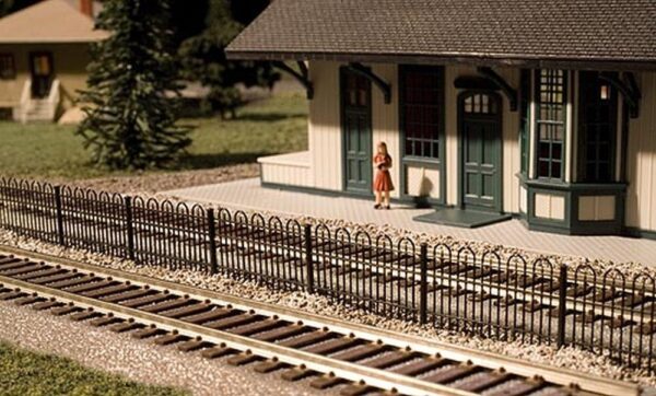 HO HAIRPIN STYLE FENCE #774 BY