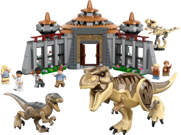 VISITOR CENTER:T.REX & RAPTOR ATTACK-JUR