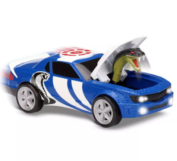 WILD SURPRISE COBRA CAR - Image 2