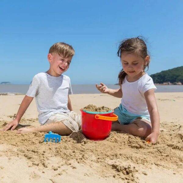 BEACH BASICS - Image 2