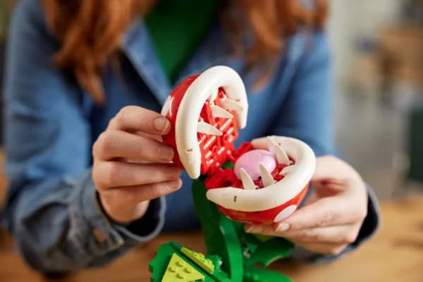 LEGO SUPER MARIO PIRANHA PLANT - Image 9