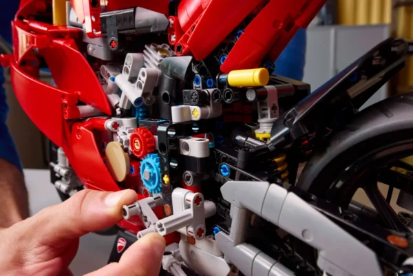 DUCATI PANIGALE V4S MOTORCYCLE-TECHNIC - Image 7