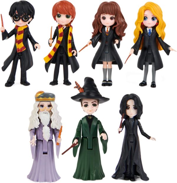 HARRY POTTER WIZARDING WORLD MAGICAL MINIS ASST.