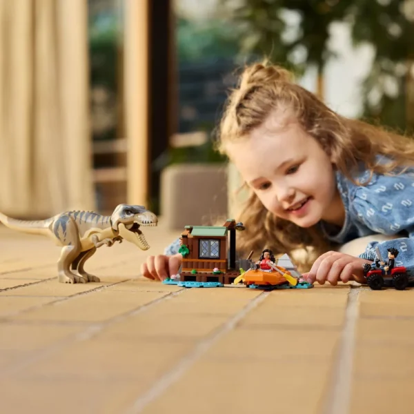 T. REX RIVER ESCAPE-JURASSIC WORLD - Image 2
