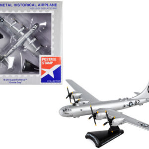 1/200 B-29 SUPERFORTRESS ENOLA GAY