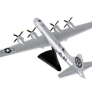 Alternative view of 1/200 B-29 SUPERFORTRESS ENOLA GAY