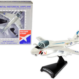 1/140 A-6E INTRUDER VA-52 KNIGHTRIDERS