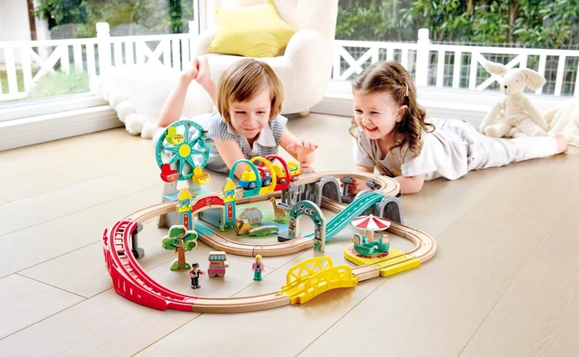 JOYFUL RIDE RAILWAY SET (FAIRGROUND)
