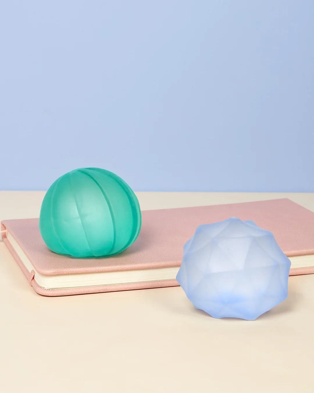 SPEKS GUMP SURFACE COOL 2-PACK GEL STRESS BALL - Image 2